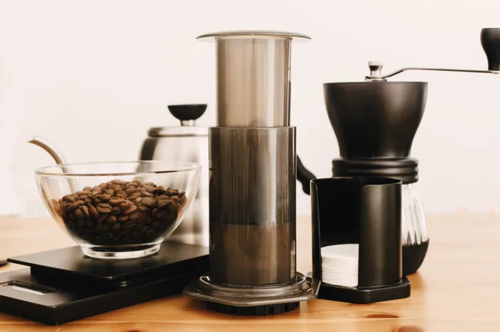 How to Make Japanese Iced Coffee with the AeroPress