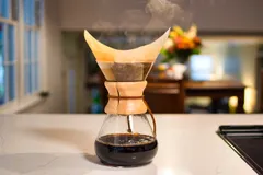 What Kind of Coffee Should You Use in a Chemex?