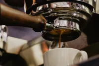 Looking to brew better espresso? Use this insanely in-depth guide to the science of espresso brewing to step up your espresso game and brew better coffee.